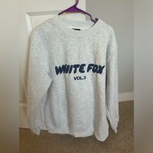 White Fox grey pullover. Size M/L. Grey with navy lettering.
